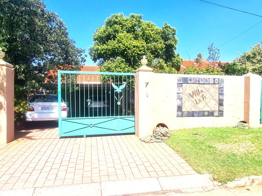 Property main image